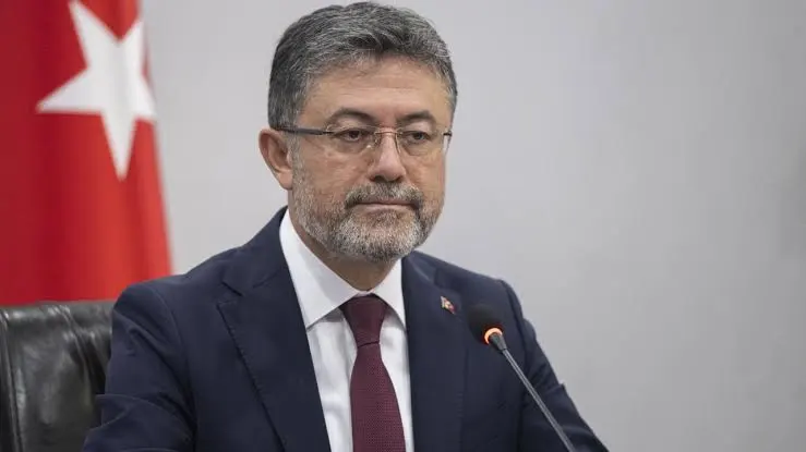 BAKAN YUMAKLI DUYURDU: SÜTTE YENİ DÖNEM
