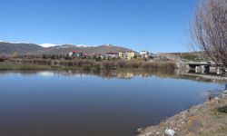 Kura Nehri Yatağından Taştı: Ardahan’da Taşkın Riski Nedeniyle Kritik Uyarı