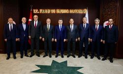 Bakanlıkta Kritik Zirve: Şeker Sektörü Masaya Yatırıldı