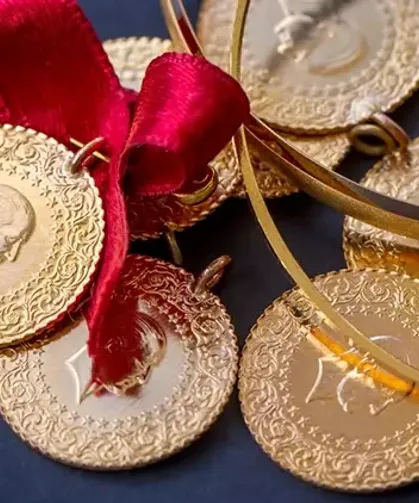 Altında Kritik Geri Çekilme: Ons 4900 Doların Altında