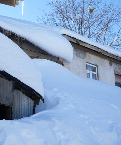 Yukarıyongalı Köyü’nde Kar 2 Metreyi Aştı