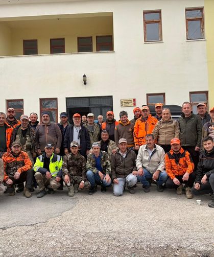 Beypazarı’nda Yaban Domuzlarına Sürek Avı