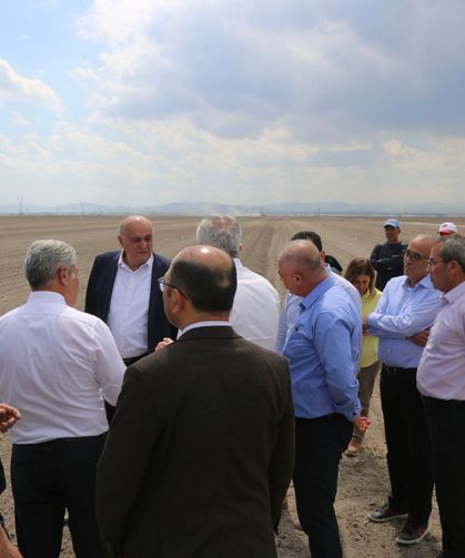 BAŞKAN ERKOYUNCU, PANCAR EKİMİNE START VERDİ