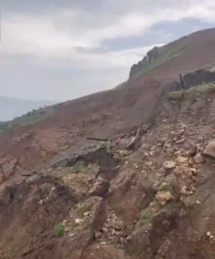 Kurtalan’da Toprak Kayması Paniği: Köylü Tedirgin