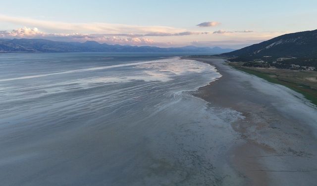 Eğirdir Gölü’nde Su Seviyesi 25 Santimetre Yükseldi