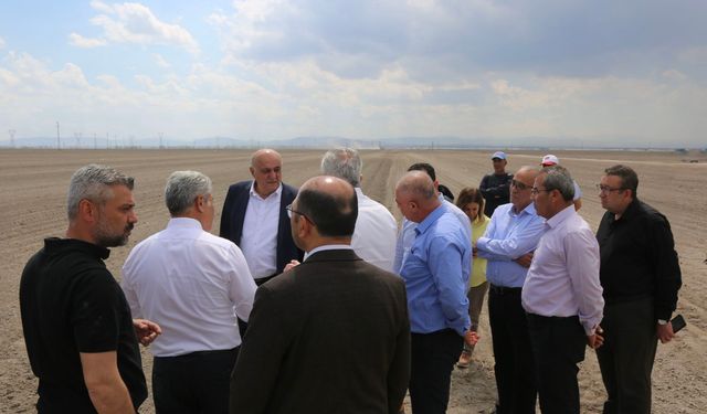 BAŞKAN ERKOYUNCU, PANCAR EKİMİNE START VERDİ