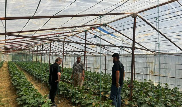 Yüksekova’da saha mesaisi: Çiftçinin her aşamada yanındalar!