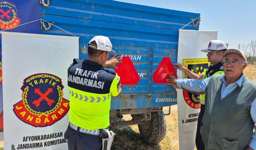 Jandarma Traktör Kazalarına Karşı Harekete Geçti