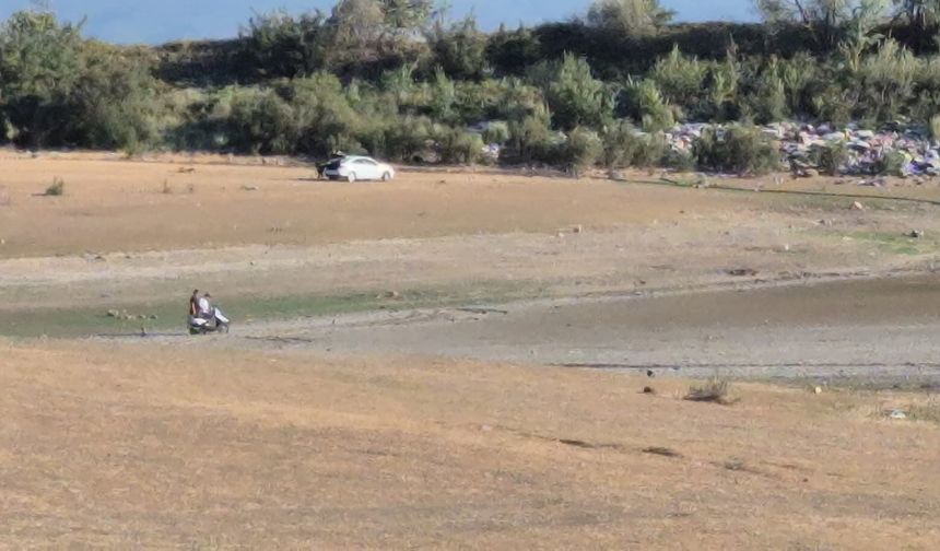 43 Yıldır Sulama Yapan Gölet Kurudu