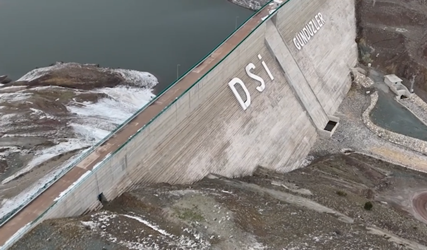 Gündüzler Barajı Kurudu, Çiftçi Suyu Bekliyor