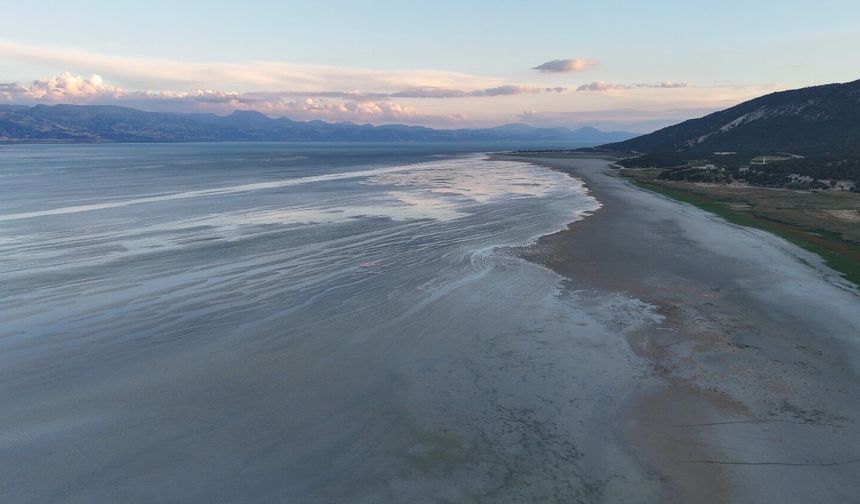 Eğirdir Gölü’nde Su Seviyesi 25 Santimetre Yükseldi